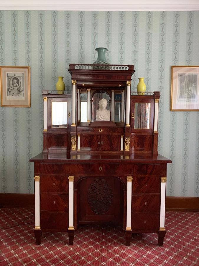 Schlosshotel Kronberg - Hotel Frankfurt Kronberg im Taunus Esterno foto A Napoleon III style bureau