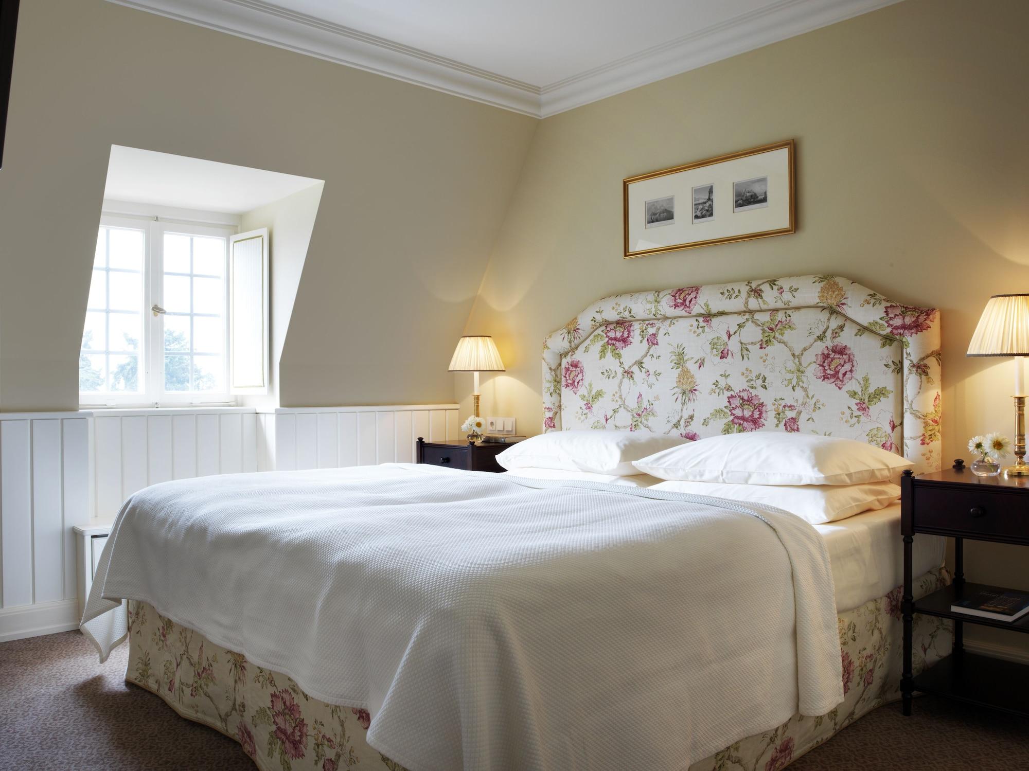 Schlosshotel Kronberg - Hotel Frankfurt Kronberg im Taunus Esterno foto