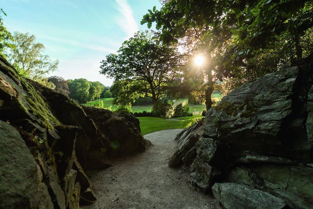 Schlosshotel Kronberg - Hotel Frankfurt Kronberg im Taunus Esterno foto The Rockery